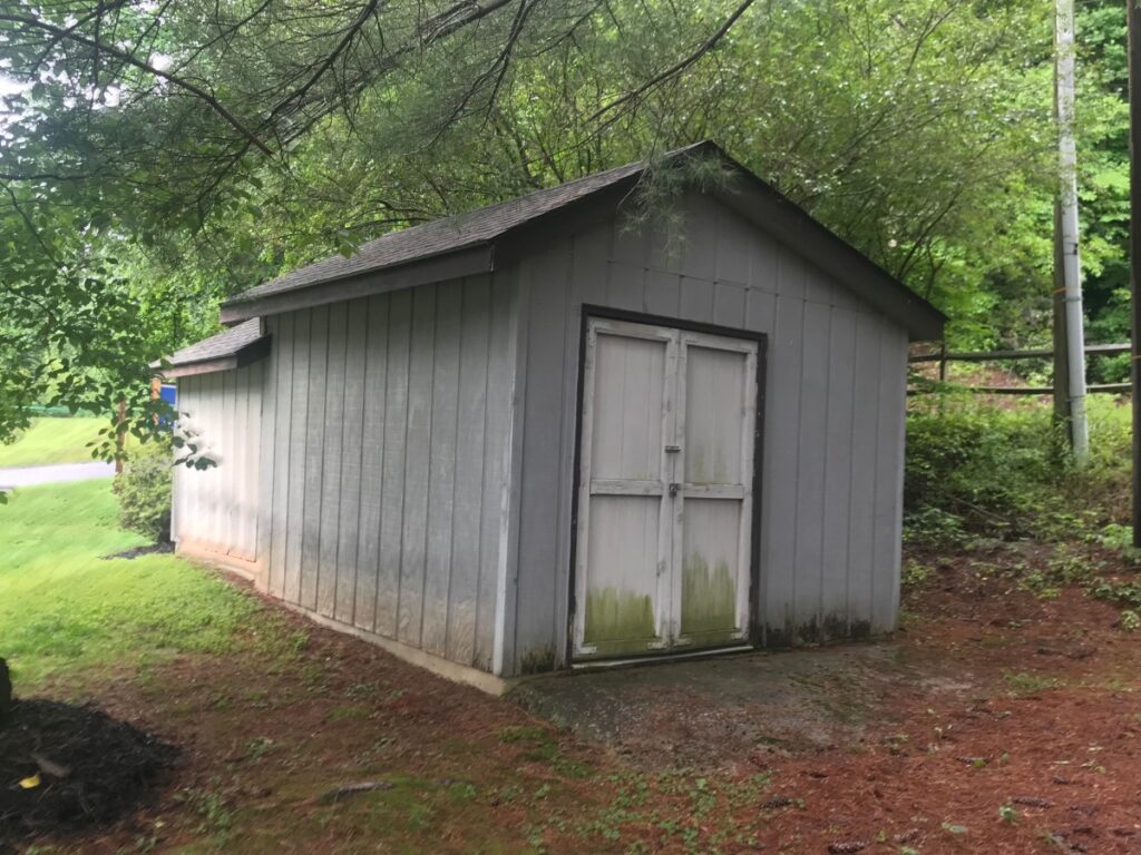 Old storage shed removal In Cincinnati