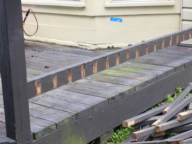 Cincinnati’s local experts for wood deck removal